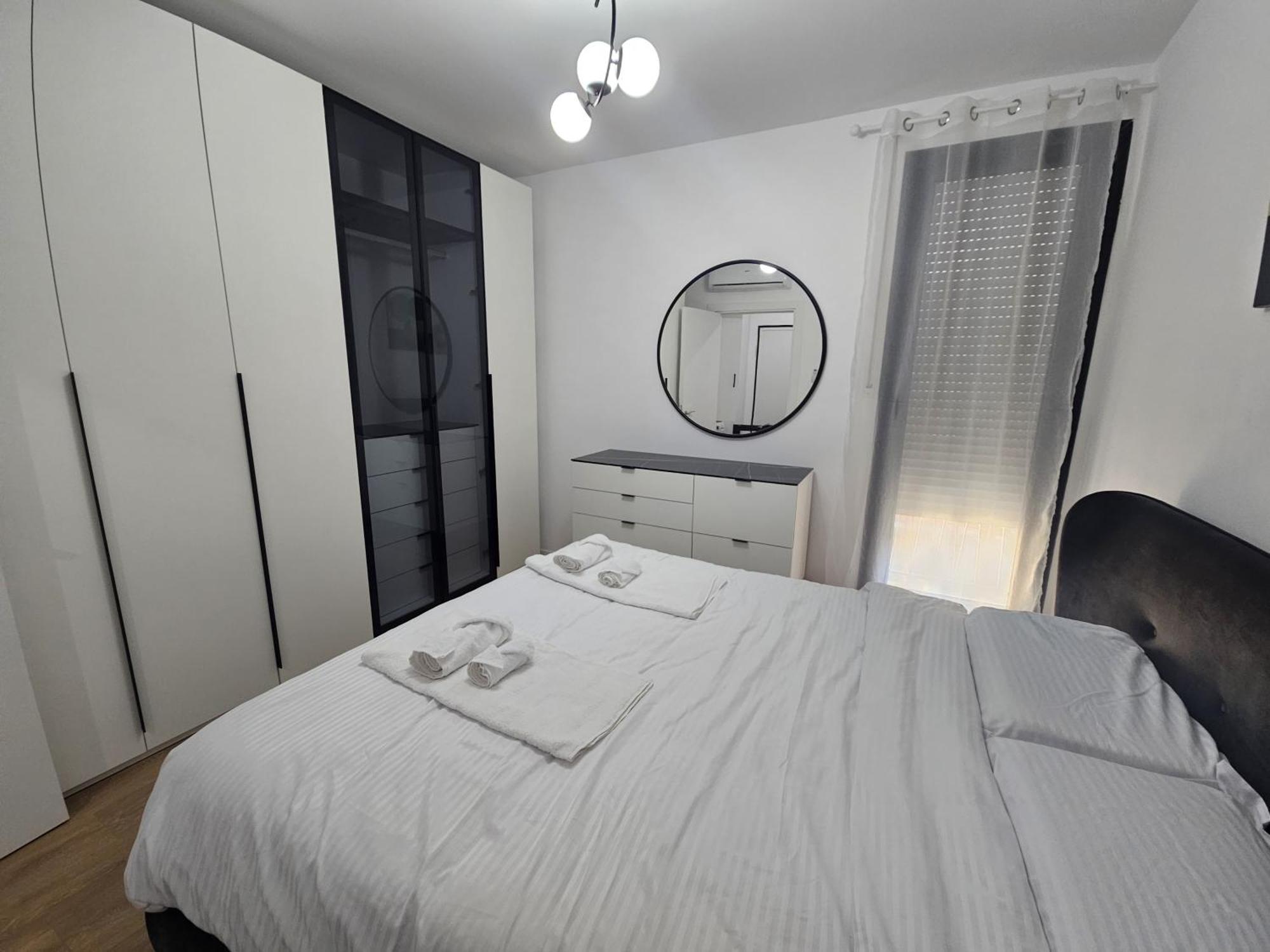 Appartamento Valentino Zirkon Tirana Esterno foto